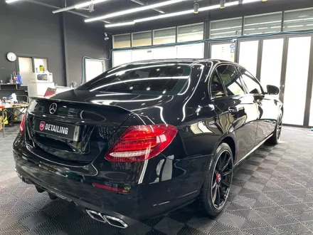 벤츠 E220 전체랩핑제거 &크롬죽이기시공 창원랩핑전문점 CW디테일링에서 / 창원,마산,경남
