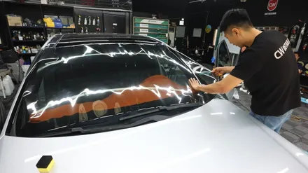 창원 썬팅 벤츠 e250 전면 유리 깔끔하게 시공해볼게요! / 창원,마산,경남