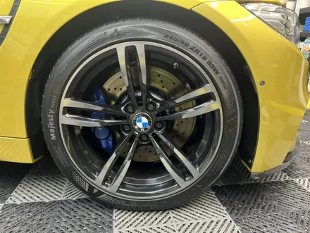 BMW M4 세차 대전시 동구 용전동 리플렉션 디테일링 광택 유리막 코팅 / 대전 동구