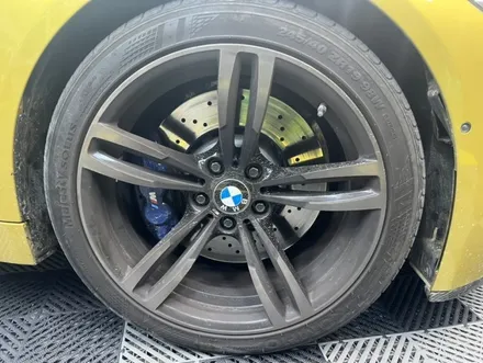BMW M4 세차 대전시 동구 용전동 리플렉션 디테일링 광택 유리막 코팅 / 대전 동구