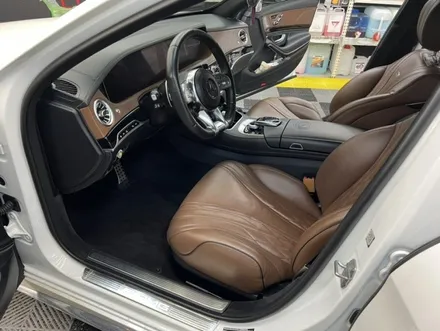 벤츠 S63 AMG 세차 대전시 동구 용전동 리플렉션 디테일링 광택 유리막 코팅 / 대전 동구