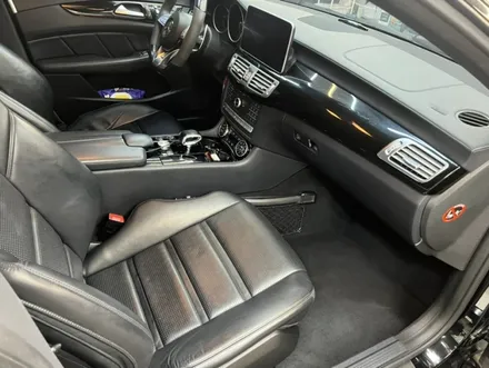 벤츠 CLS 63 AMG 세차 대전시 동구 용전동 리플렉션 디테일링 광택 유리막 코팅 / 대전 동구