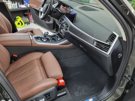대전시 동구 용전동 리플렉션 디테일링 세차 광택 유리막코팅 BMW X7 / 대전 대덕구 비래동