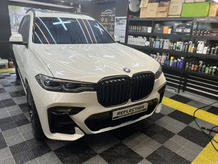 BMW X7 외부 세차 대전시 동구 용전동 리플렉션 디테일링 광택 유리막 코팅 / 대전 동구
