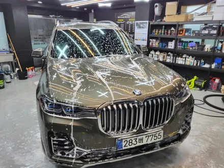 대전시 동구 용전동 리플렉션 디테일링 세차 광택 유리막코팅 BMW X7 / 대전 대덕구 비래동