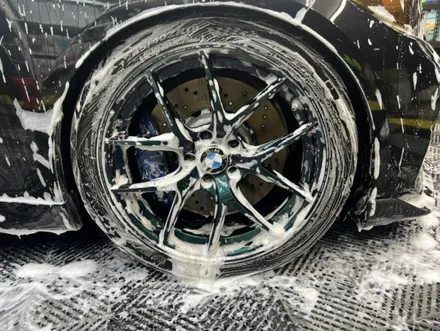 BMW M2 세차 대전시 동구 용전동 리플렉션 디테일링 광택 유리막 코팅 / 대전 대덕구 비래동