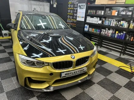 BMW M4 세차 대전시 동구 용전동 리플렉션 디테일링 광택 유리막 코팅 / 대전 대덕구 비래동