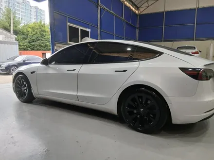 테슬라 BMW 휠 복원 블랙유광 도색 / 인천 부평