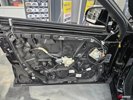 [ 벤츠 W222 S클래스 ] 후기형 차량에~ AMG 핸들과 부메스터 그리고 송풍구 엠비언트 작업을 진행합니다..^^ 벤츠차량의 필수품이죠.. 벤츠송풍구 그리고 부메스터..^^