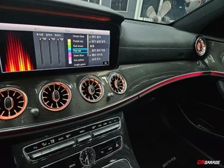 [ 벤츠 W213  E클래스 ] 1열 2열 송풍구 엠비언트 라이트 입니다! 벤츠는 송풍구엠비언트는 거의 필수죠..^^ 실내가 이뻐집니다..^^