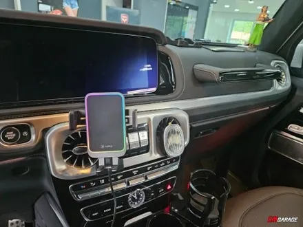 [ 벤츠 지바겐 W464 400D ] 송풍구 엠비언트 라이트 입니다..^^ 기존에 벤츠 송푸구에 LED가 없지만 이제 LED가 점등되는 엠비언트 송풍구로 변경이됩니다~^^