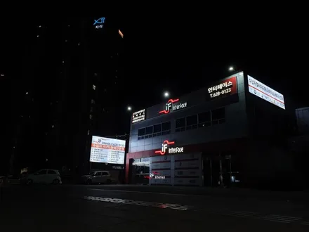벤츠 G63AMG 지바겐 전동사이드스텝 보조발판 장착, 맞형의 아이템! / 부산 남구