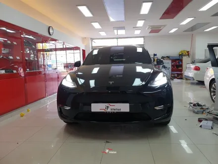 테슬라 모델 Y (model y) 엠비언트 라이트 순정화 작업 실내조명 완전체 부산 인터페이스 / 부산 남구