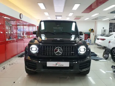 벤츠 g63amg 지바겐 카오디오 튜닝 전동사이드스텝 네비게이션 송풍구엠비언트라이트 옵션왕!!! / 부산 남구