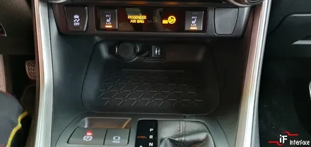 RAV4 전동 트렁크, 무선 충전기,RAV4 출고하면 들려야 하는곳? ㅎㅎ [인터페이스] / 부산 남구