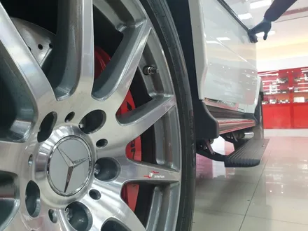 벤츠 G63AMG 지바겐 전동사이드스텝 보조발판 장착, 맞형의 아이템! / 부산 남구