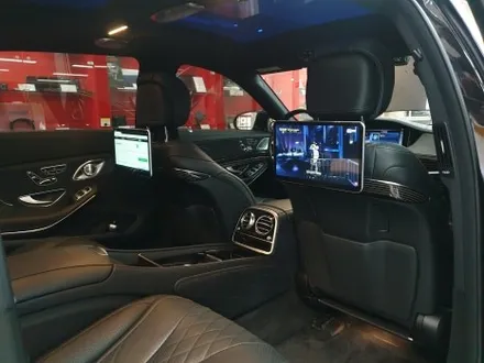 벤츠 마이바흐 S650 리어모니터 파손 안드로이드모니터 테블릿스러운 사용감도 최고입니다 / 부산 남구
