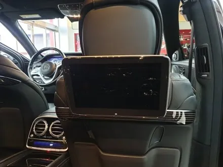 벤츠 마이바흐 S650 리어모니터 파손 안드로이드모니터 테블릿스러운 사용감도 최고입니다 / 부산 남구