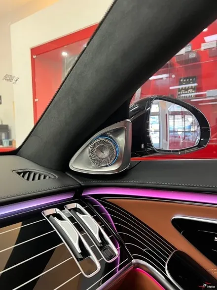 벤츠W223 S580 4D부메스터 LED 엠블럼 도어라이트 카오디오튜닝으로 더욱더 마이바흐의 품격이 올라갑니다. / 부산 남구