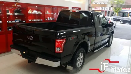 포드 F150 네비게이션 상단매립하니 데쉬보드 깔끔해졌어요~!!! / 부산 남구