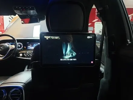 벤츠 마이바흐 S650 리어모니터 파손 안드로이드모니터 테블릿스러운 사용감도 최고입니다 / 부산 남구