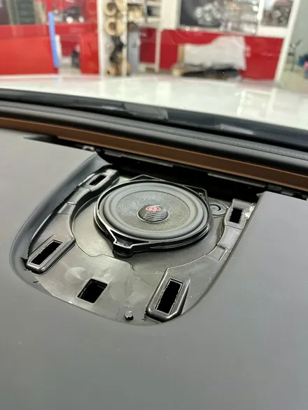벤츠 E200 스피커 교체 - 포칼 ES100 KE, 포칼 ISUB MBZ2 LHD V2 , 데고 마스터 센터 스피커 , 매치 UP6 앰프장착 후기 / 부산 남구