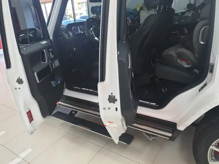 벤츠 G63AMG 지바겐 전동사이드스텝 보조발판 장착, 맞형의 아이템! / 부산 남구