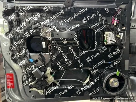 벤츠 지바겐 국룰을 따르라~G400d 송풍구 앰비언트와 MB-100미드 레인지 장착으로 베이스감까지 잡아드립니다. / 부산 남구