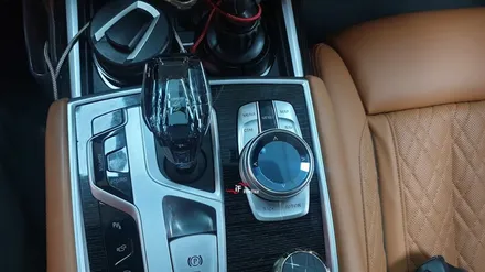 BMW740i 반짝 반짝 크리스탈 파츠 기어봉 iDrive 스타트버튼, 품격이 남다른 아이템 / 부산 남구