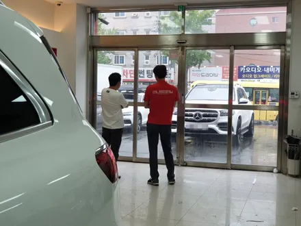벤츠 GLS400D, 출고때 빼먹은 옵션 있다면 고민 1도 할필요없죠 / 부산 남구