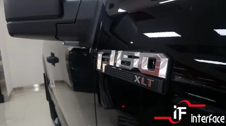 포드 F150 네비게이션 상단매립하니 데쉬보드 깔끔해졌어요~!!! / 부산 남구