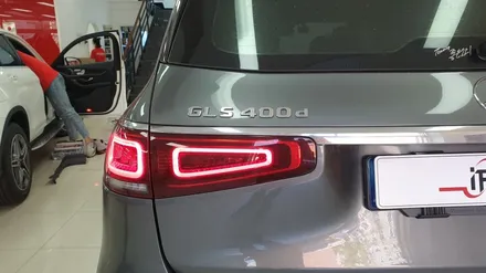 벤츠 GLS400d 마이바흐 옵션급 업그레이드, 전동사이드스텝 체인지! / 부산 남구