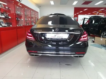 벤츠 마이바흐 S650 리어모니터 파손 안드로이드모니터 테블릿스러운 사용감도 최고입니다 / 부산 남구