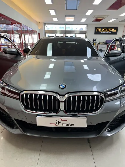 BMW5시리즈 360도 순정 서라운드 뷰로 시야를 확보하다 / 부산 남구