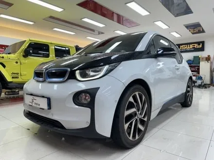 BMW i3 \