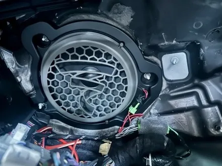 벤츠 E200 스피커 교체 - 포칼 ES100 KE, 포칼 ISUB MBZ2 LHD V2 , 데고 마스터 센터 스피커 , 매치 UP6 앰프장착 후기 / 부산 남구