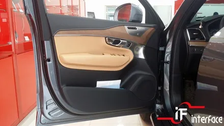 볼보 XC90 네비게이션 블랙박스 사이드스텝, 꼭 필요한것들이죠~!!! / 부산 남구
