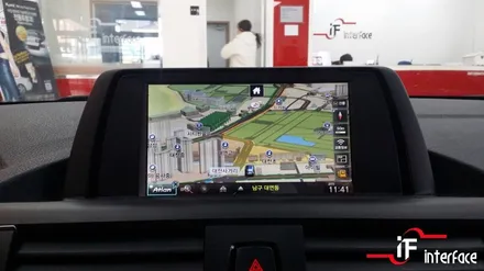 BMW 118d 네비매립하고 와이드미러 교체하니 안전하게 길찾아가죠! / 부산 남구