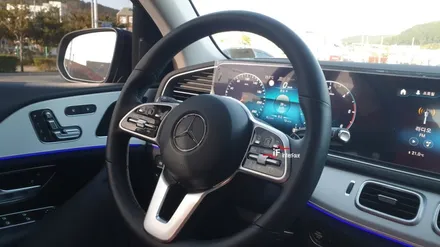 벤츠 GLE300d 어댑티브 크루즈 컨트롤(ACC) 적응형 시스템으로 장거리주행 시내주행 상황에 맞게!!! / 부산 남구