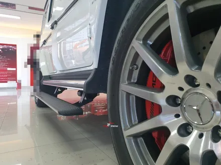 벤츠 G63AMG 지바겐 전동사이드스텝 보조발판 장착, 맞형의 아이템! / 부산 남구
