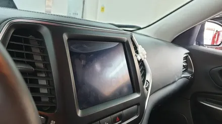 지프 체로키 크라이슬러 모니터 터치스크린 불량 수리되는거 아시죠?!!! / 부산 남구