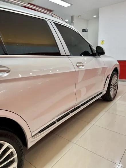 BMW X7 편한 탑승을 위한 고급스러운 옵션 전동 사이드스텝 / 부산 남구