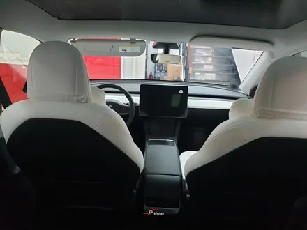 테슬라 모델 Y (model y) 엠비언트 라이트 순정화 작업 실내조명 완전체 부산 인터페이스 / 부산 남구