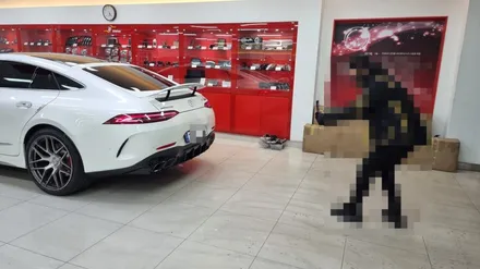 벤츠 GT43AMG 63바디킷 부산권시대를 앞장 서 나가는 차소리 WOW~ / 부산 남구
