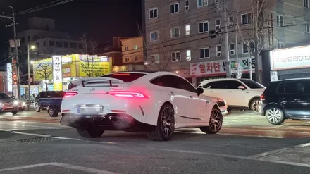벤츠 GT43AMG 63바디킷 부산권시대를 앞장 서 나가는 차소리 WOW~ / 부산 남구