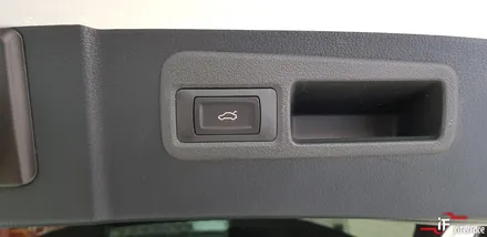NX300h 전동트렁크 작업, 수입차 전동트렁크 장착 잘 하는곳. 렉서스 전동트렁크 작업 가능한곳.  부산 [인터페이스] / 부산 남구