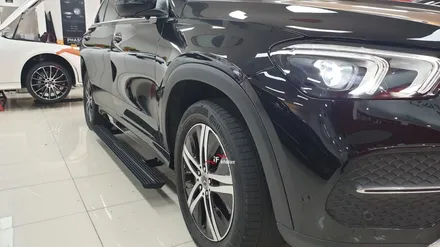 벤츠 GLE300 필수옵션 전동사이드스텝 3D 어라운드뷰 M2C 안드로이드셋탑 네비게이션까지 / 부산 남구