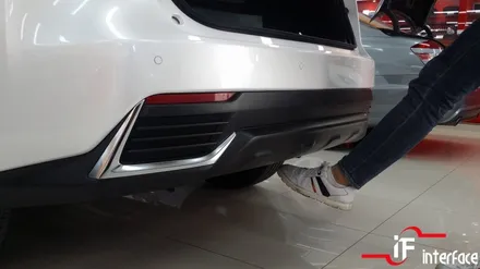 렉서스 NX300h 전동트렁크 꼭 필요한 건 풋센서가 아닐까요^^ / 부산 남구