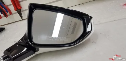 렉서스 UX200h BSA (측후방 감지기) 장착했어요. 부산 수입차 옵션 개조 전문 [인터페이스] / 부산 남구