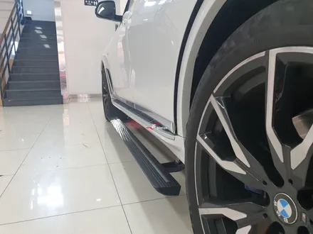 BMW X7 전동 사이드스텝, 문열면 내려오는 계단! / 부산 남구